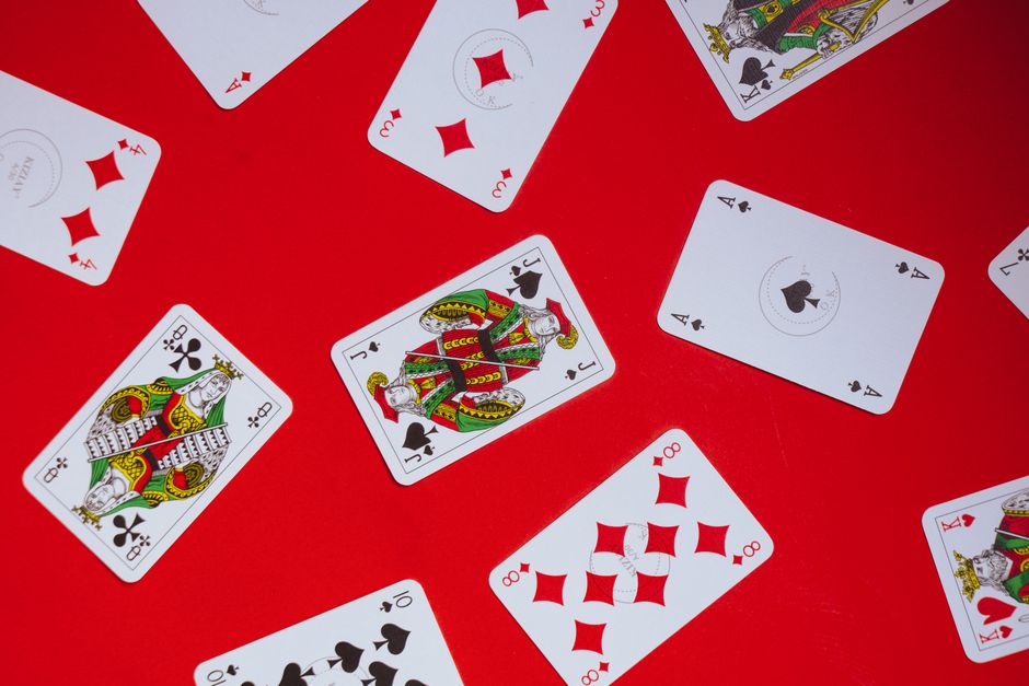 Mobile casino betting on smartphone at Tele Bet